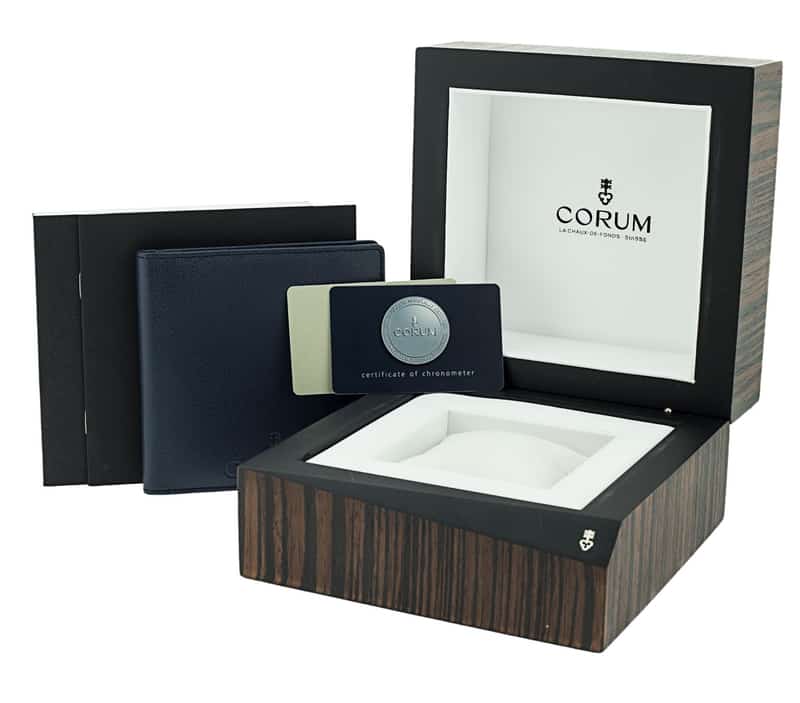 Corum Admirals Cup 395.101.24/V720 AK11